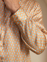 Men's silk lapel shirt with orange heart geometric print and button-front cuff