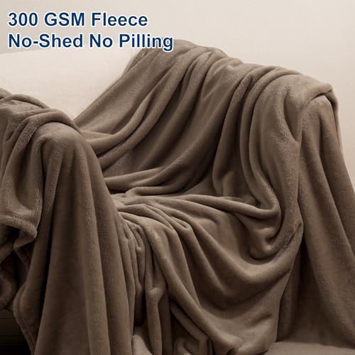 Phf Ultra Soft Fleece Blanket Twin Size, No Shed No Pilling Luxury Plush Cozy 300Gsm Lightweight Blanket For Bed, Couch, Chair, Sofa Suitable For All Season, 66' X 90', Cocoa Brown