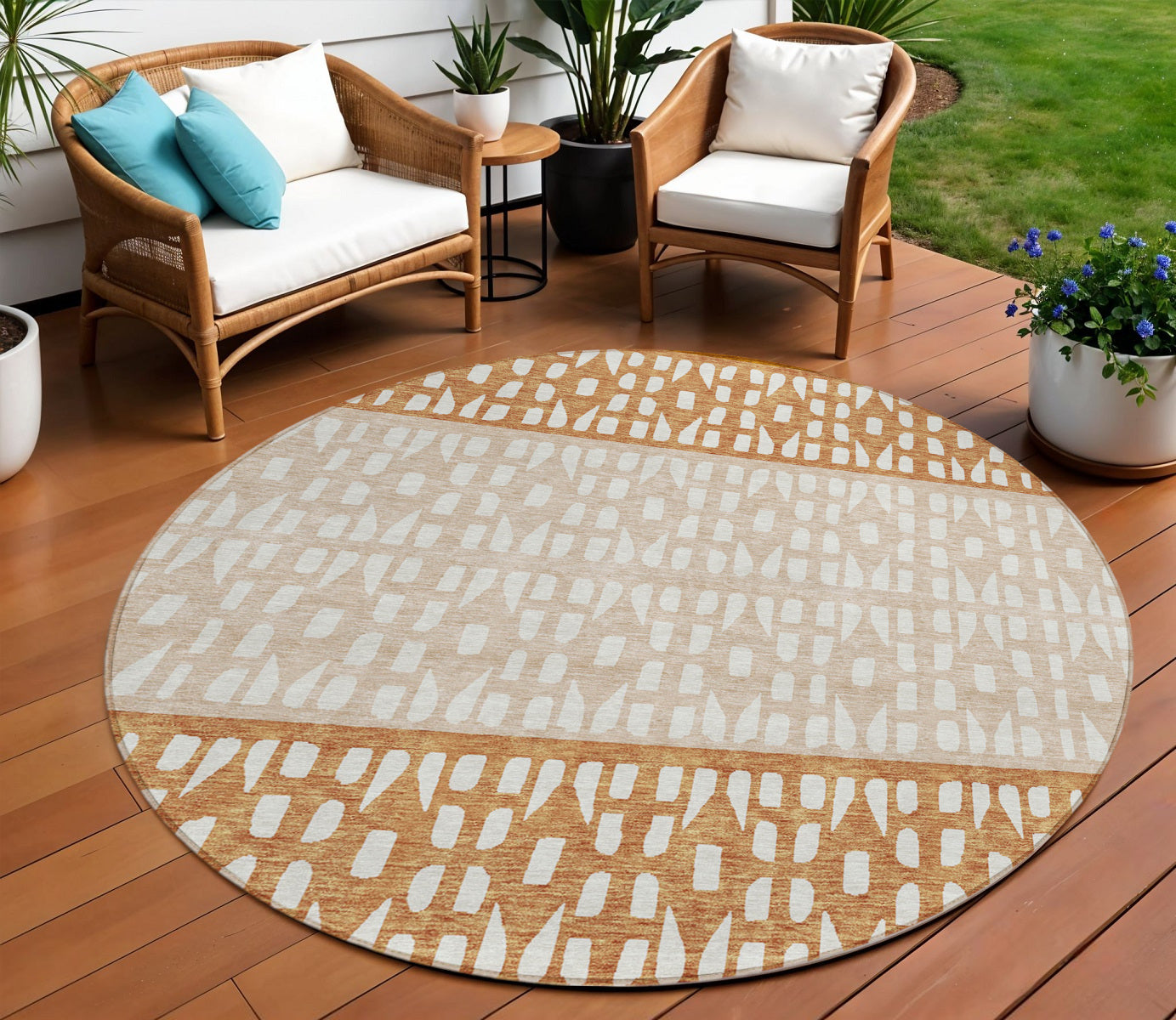 8 Orange Beige And Ivory Round Geometric Washable Indoor Outdoor Area Rug