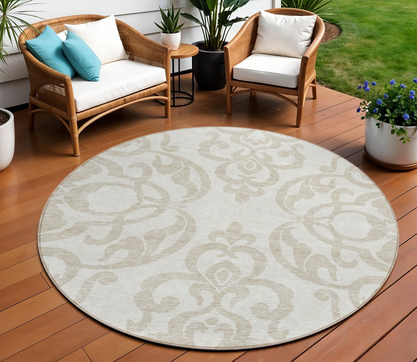 8 Ivory And Beige Round Damask Washable Indoor Outdoor Area Rug