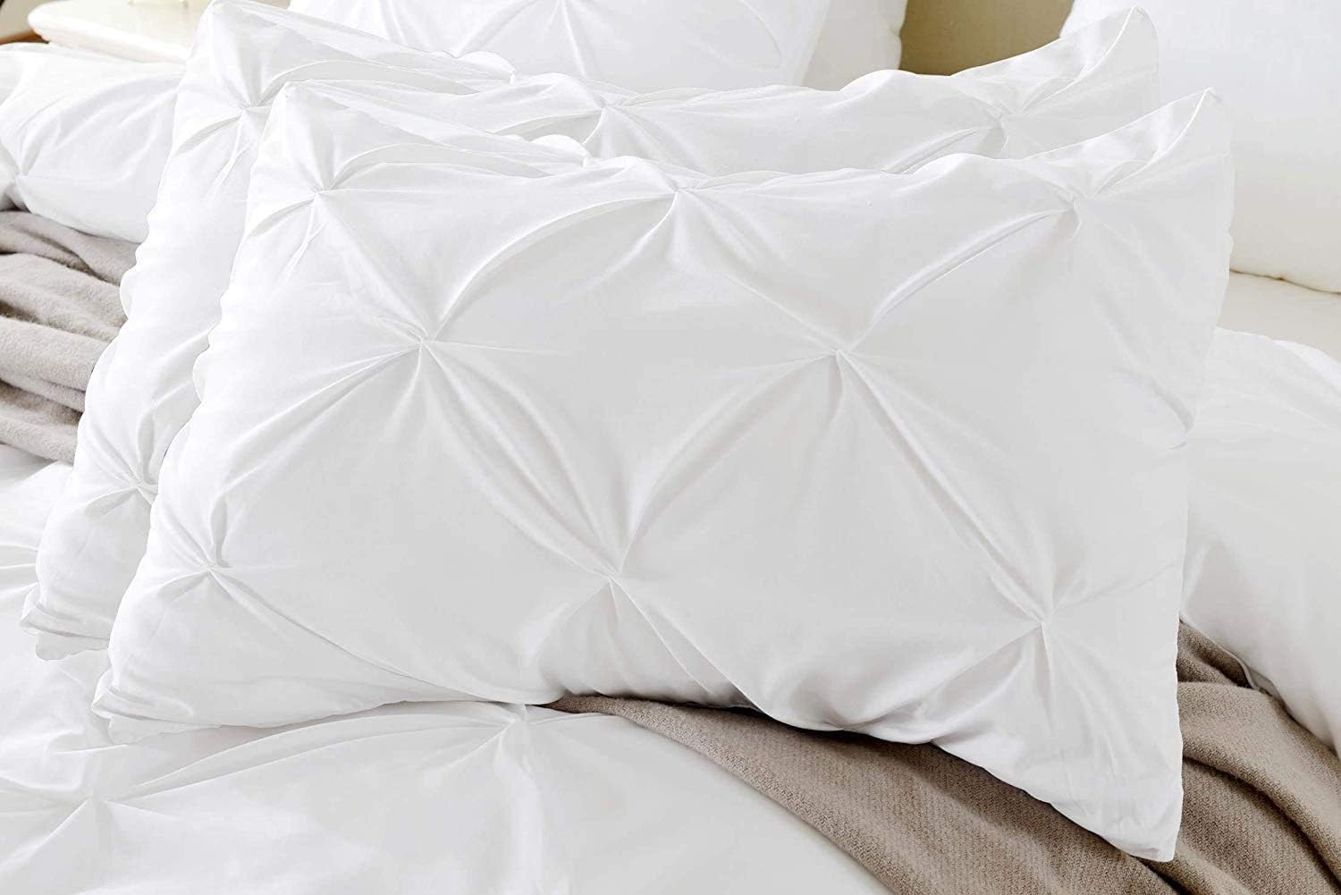 Queen Pillow Shams Set Of 2 Pinch Pleated White Pillow Shams Queen Size 20X30 Pillow Covers 100% Egyptian Cotton 600 Thread Coun