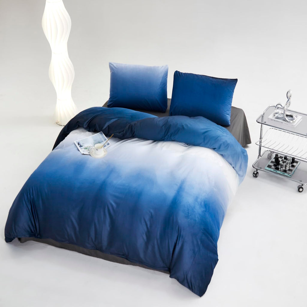 Clothknow Blue White Velvet Comforter Set Full 3Pcs Gradient Blue White Bedding Comforter Sets Blue Comforter Full Size Soft Dar