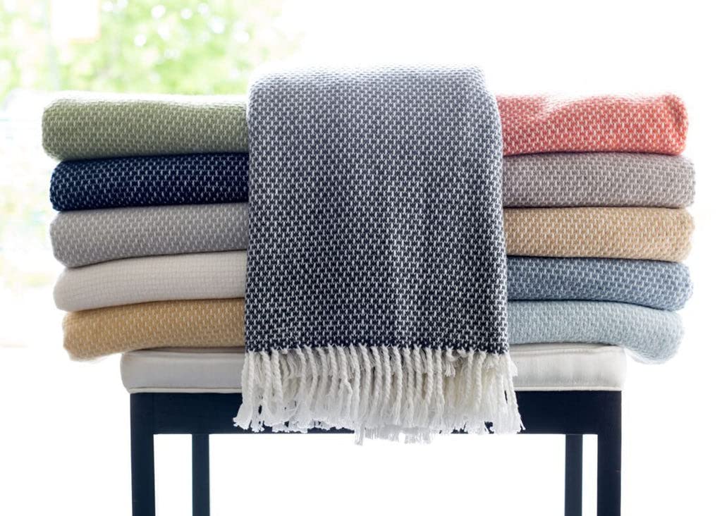 HomeRoots Cotton/Acrylic Soft Sky Blue Links Pattern Throw Blanket