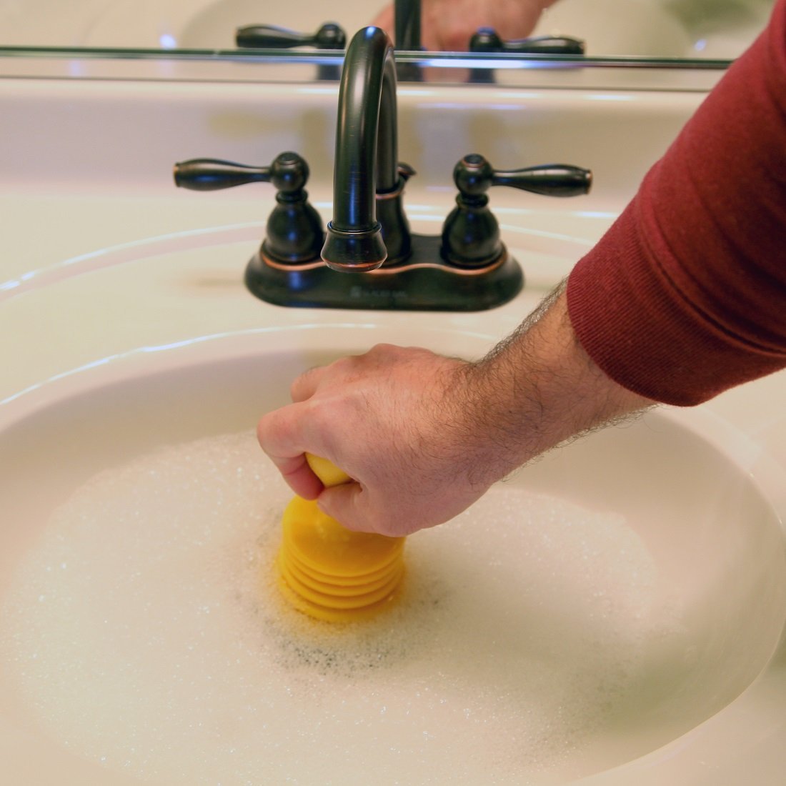 Home-X - Mini Plunger With Ergonomic Handle, Easy-To-Use Durable Design Unclogs Kitchen Sinks With Minimal Effort