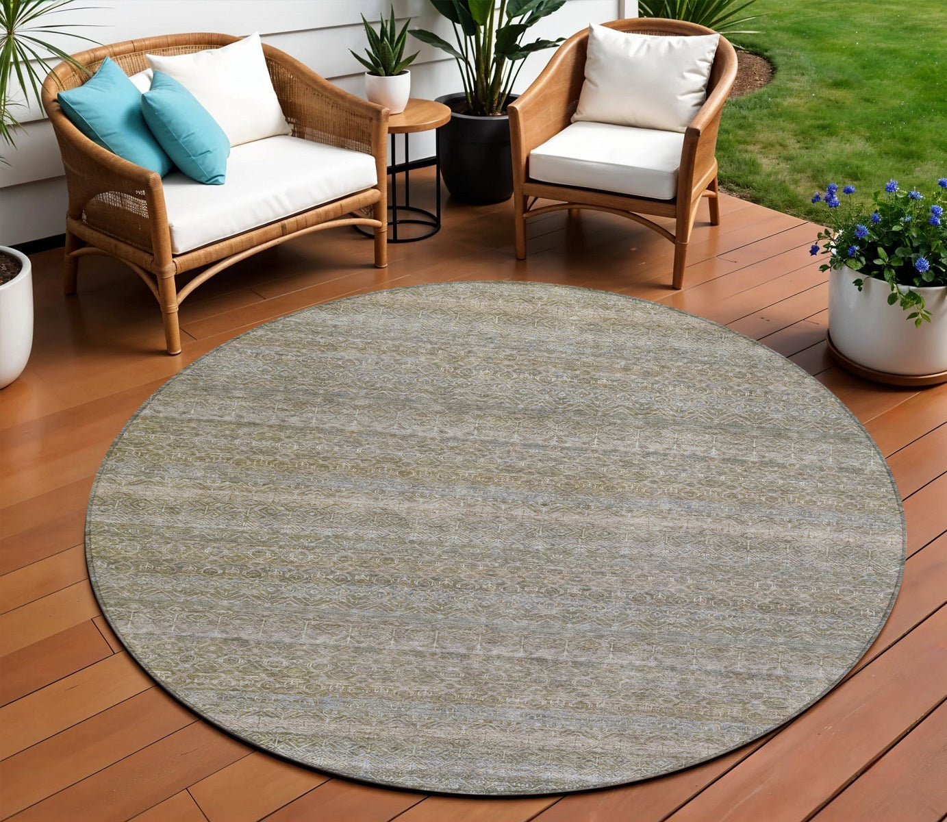 8 Khaki And Beige Round Striped Washable Indoor Outdoor Area Rug