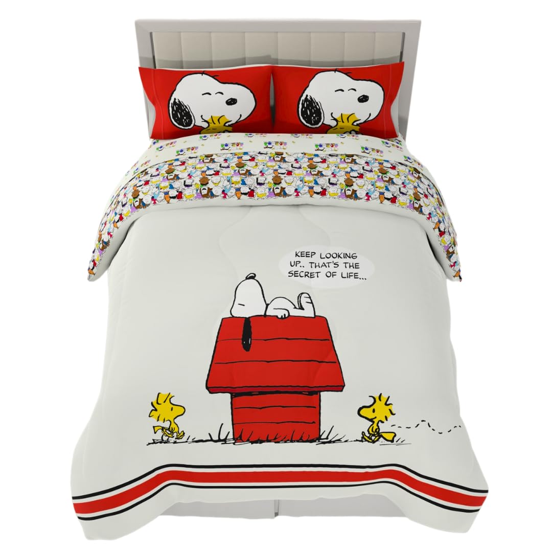 Franco Peanuts Snoopy Microfiber Queen Comforter and Sheet Set Red