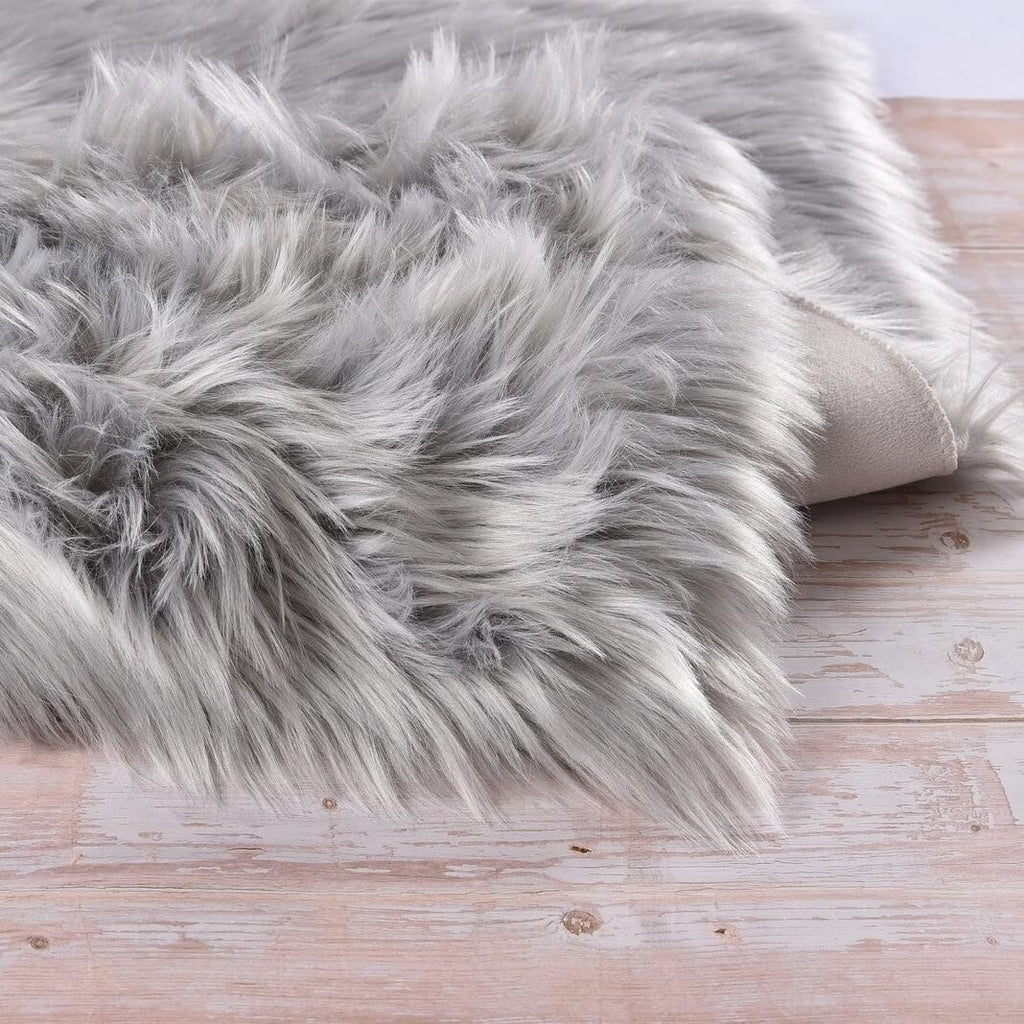 Orinova Light Grey Furry Washable Sheepskin Fur Area Rugs For Living Room Faux Fluffy Fur Rug For Bedroom Nursery Rug 4X6 Rectan