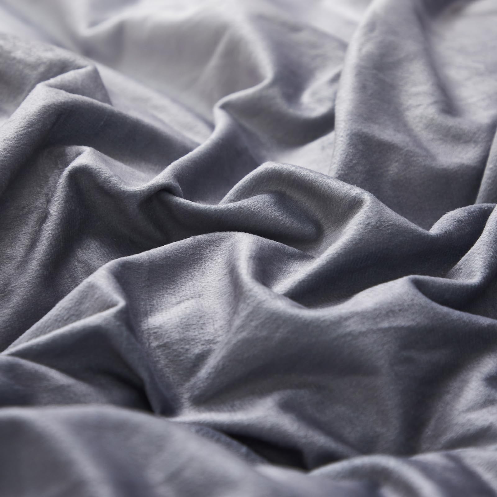 Clothknow Grey Silver Fluffy Comforter Set Full 3Pcs Gray Bedding Comforter Sets Velvet Comforter Soft Gray White Full Size Comforter Sets