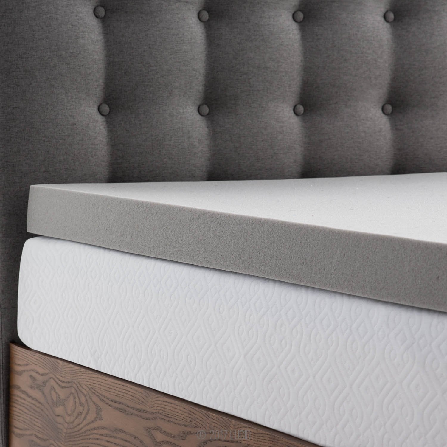 Lucid 3 Inch Mattress Topper King – Memory Foam – Bamboo Charcoal Infusion – Cooling Ventilation – Hypoallergenic – Certipur Certified Foam