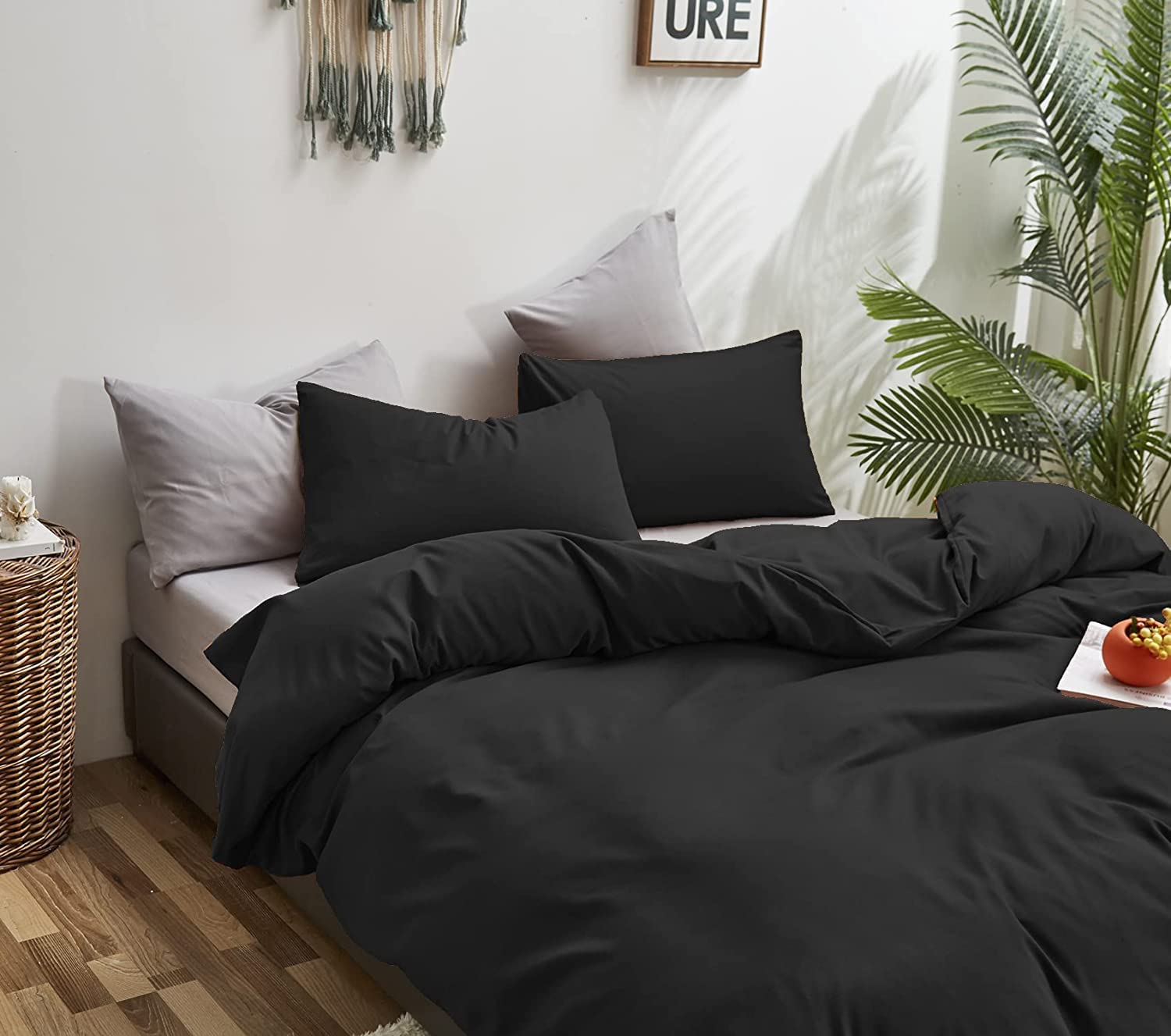 Houseri Black King Comforter Set – Solid All-Black Bedding for Men & Women