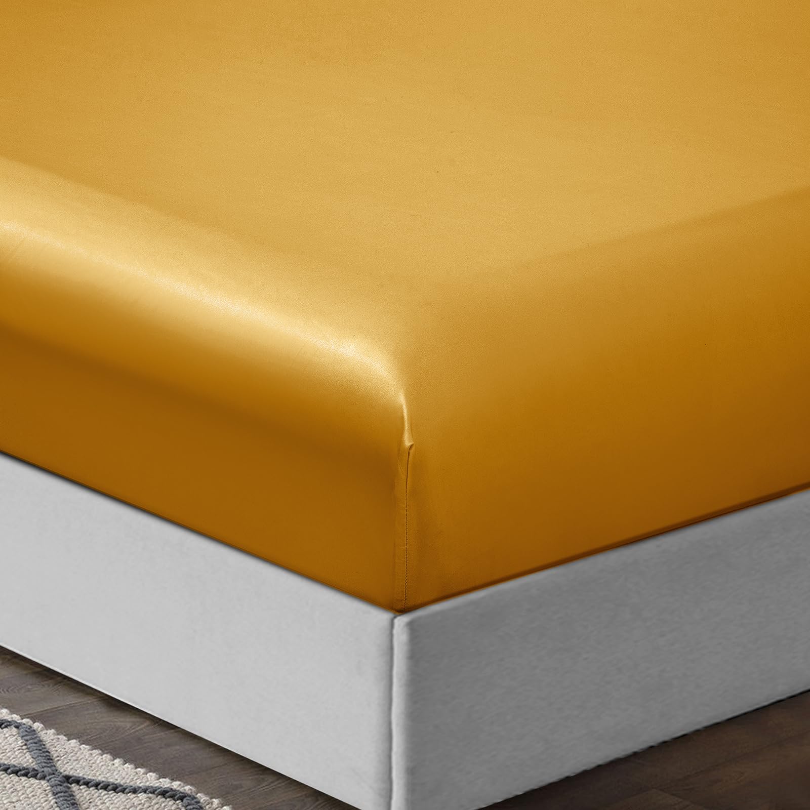 Treely 6 Piece Satin Sheets King Size Silky Smooth Gold Satin Sheet Set With Deep Pocket, Satin Fitted Sheet, Flat Sheet, 4 Sati
