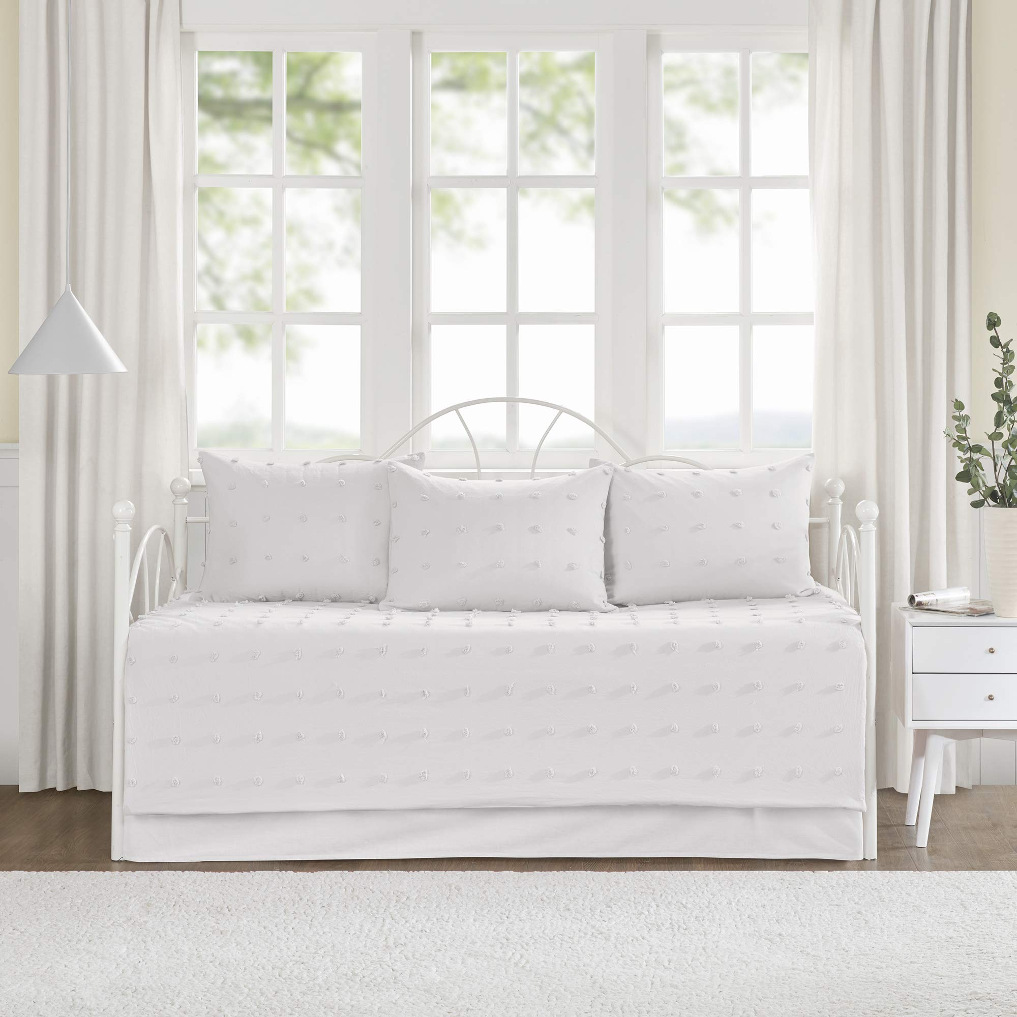 Urban Habitat Brooklyn Cotton Daybed Cover - Jacquard Tufted Chenille With Quilted Reverse, All Season Bedding With Bedskirt, Ma