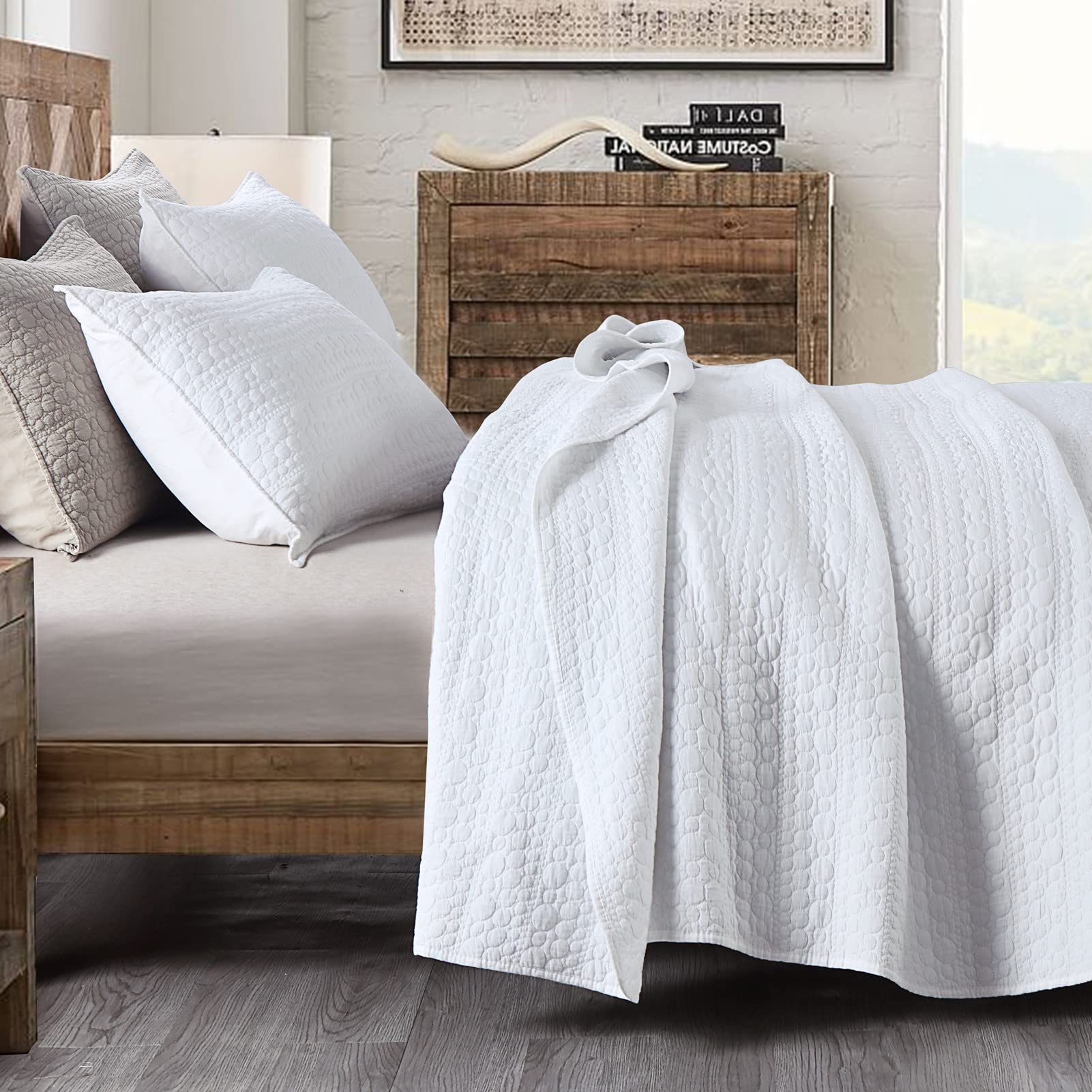 Horimote Home Quilt Set King Size White, Classic Geometric Spots Stitched Pattern, Stone-Washed Microfiber Chic Rustic Look, Ult