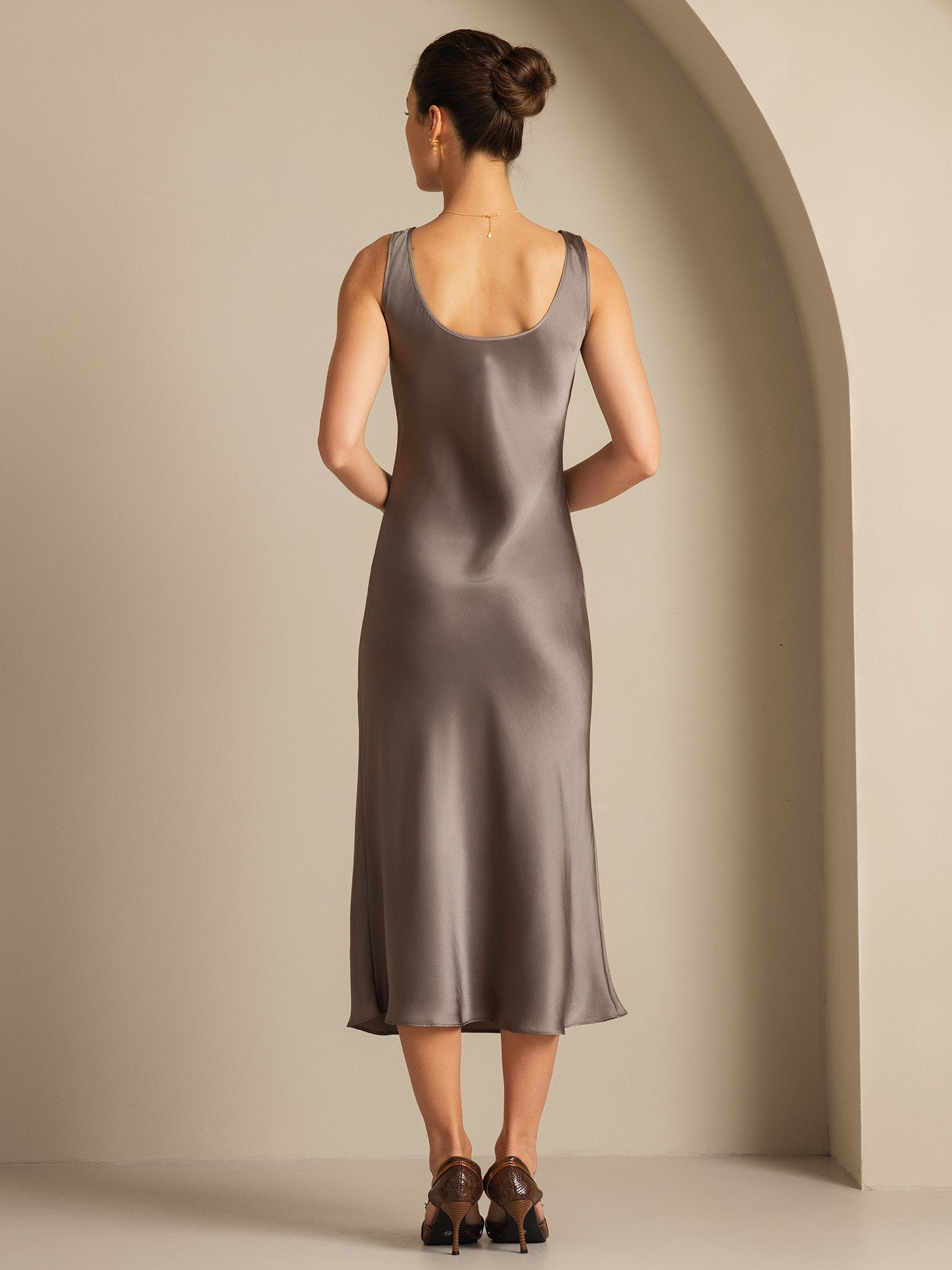 [Dark Khaki] SilkSilky  Sleeveless Dress 002