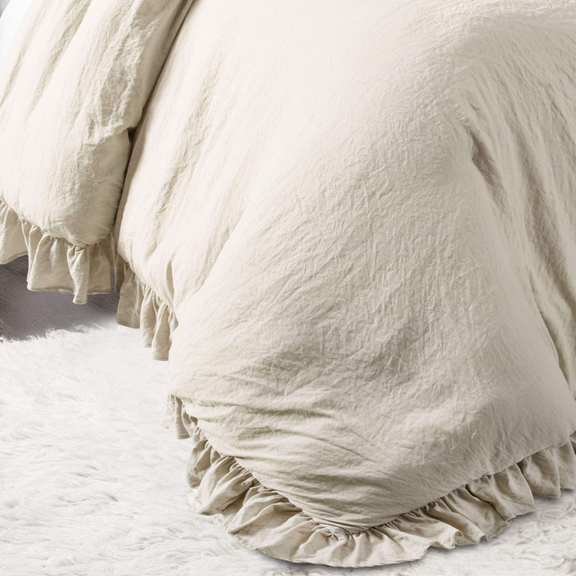 Lush Decor Reyna Ruffle Comforter Set - 3 Piece Cozy Ruffled Bedding Set - Timeless Elegance And Comfort For Bedroom - King, Whe