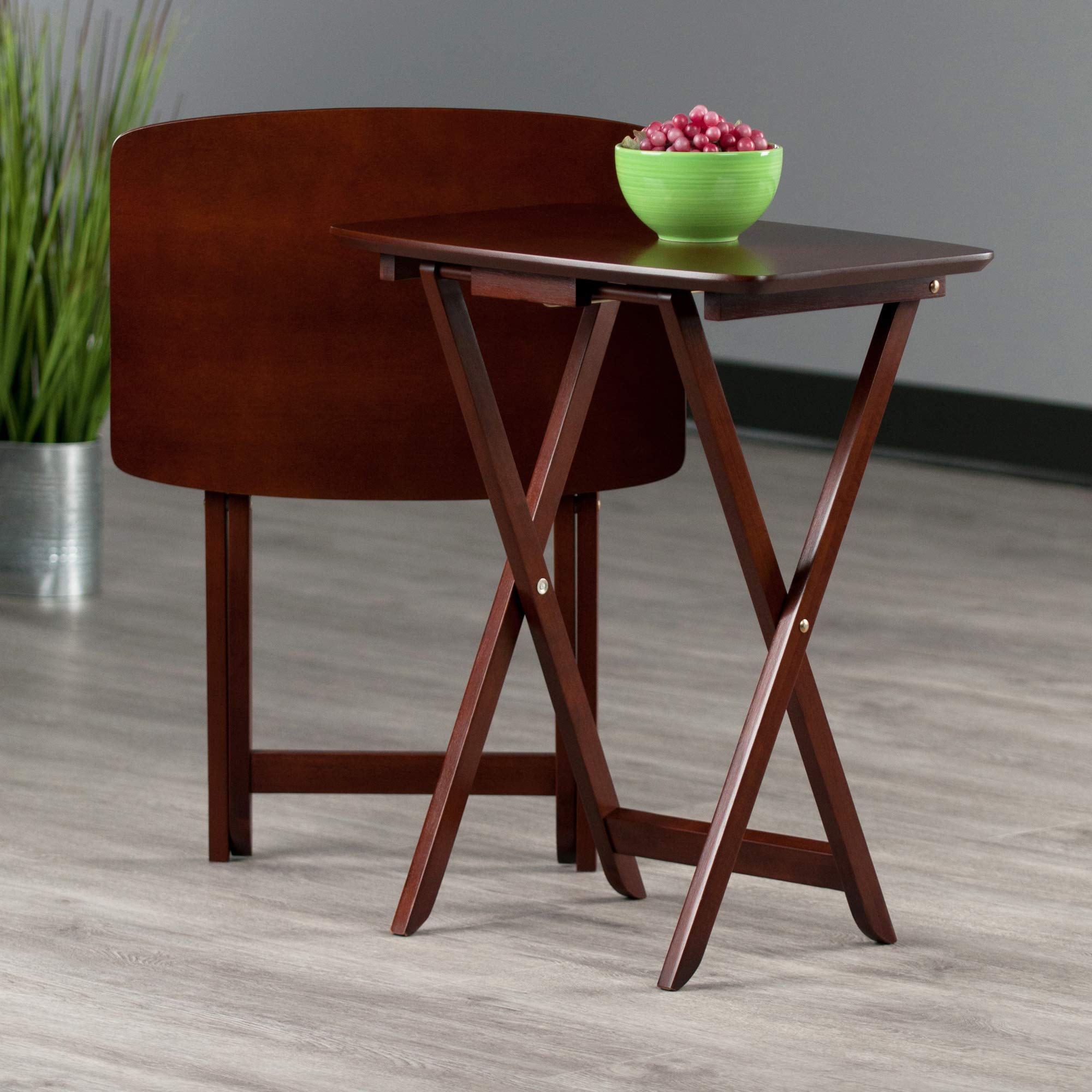 Winsome Wood Darlene, Walnut, 21.65 x 14.96 x 25.51