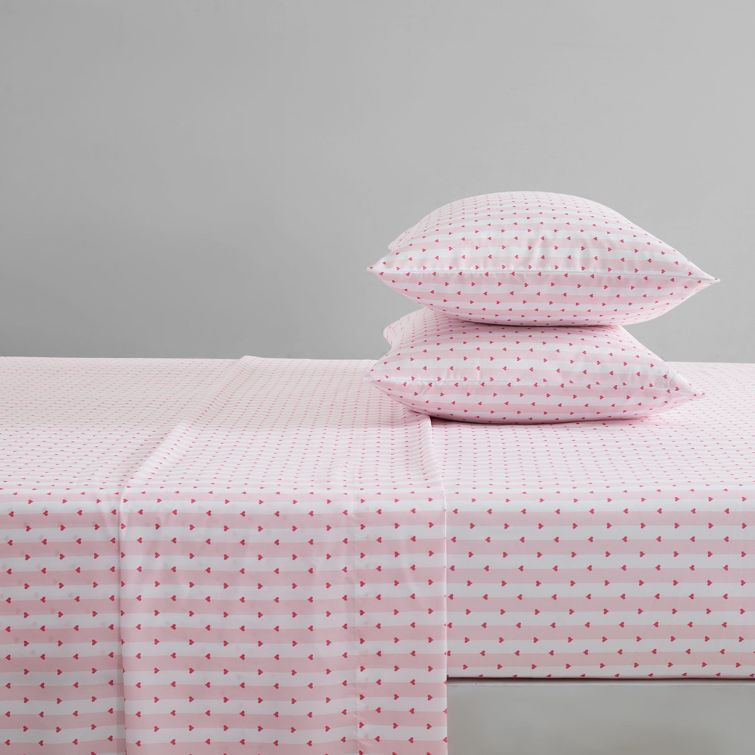 Betsey Johnson Twin XL Bed Sheets - Soft Microfiber, Fade & Wrinkle Resistant, Wonderland Stripe Pink, Model USHSA01274372