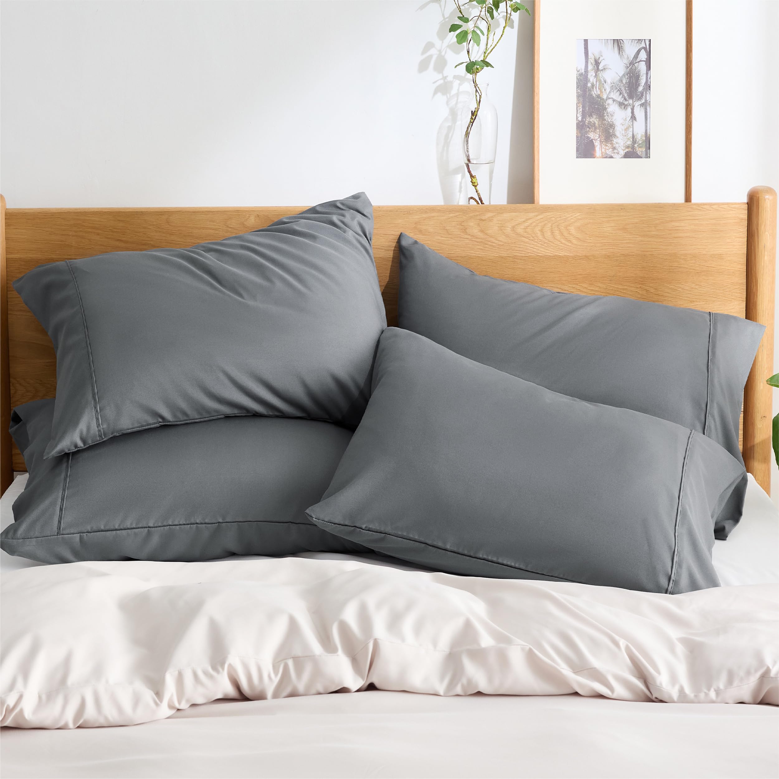 Bedsure Queen Pillow Cases Set Of 4 - Dark Grey Polyester Microfiber Pillowcases 4 Pack, Super Soft And Cozy Gray Pillowcase, Pillow Case Covers With Envelop Closure, 20X30 Inches