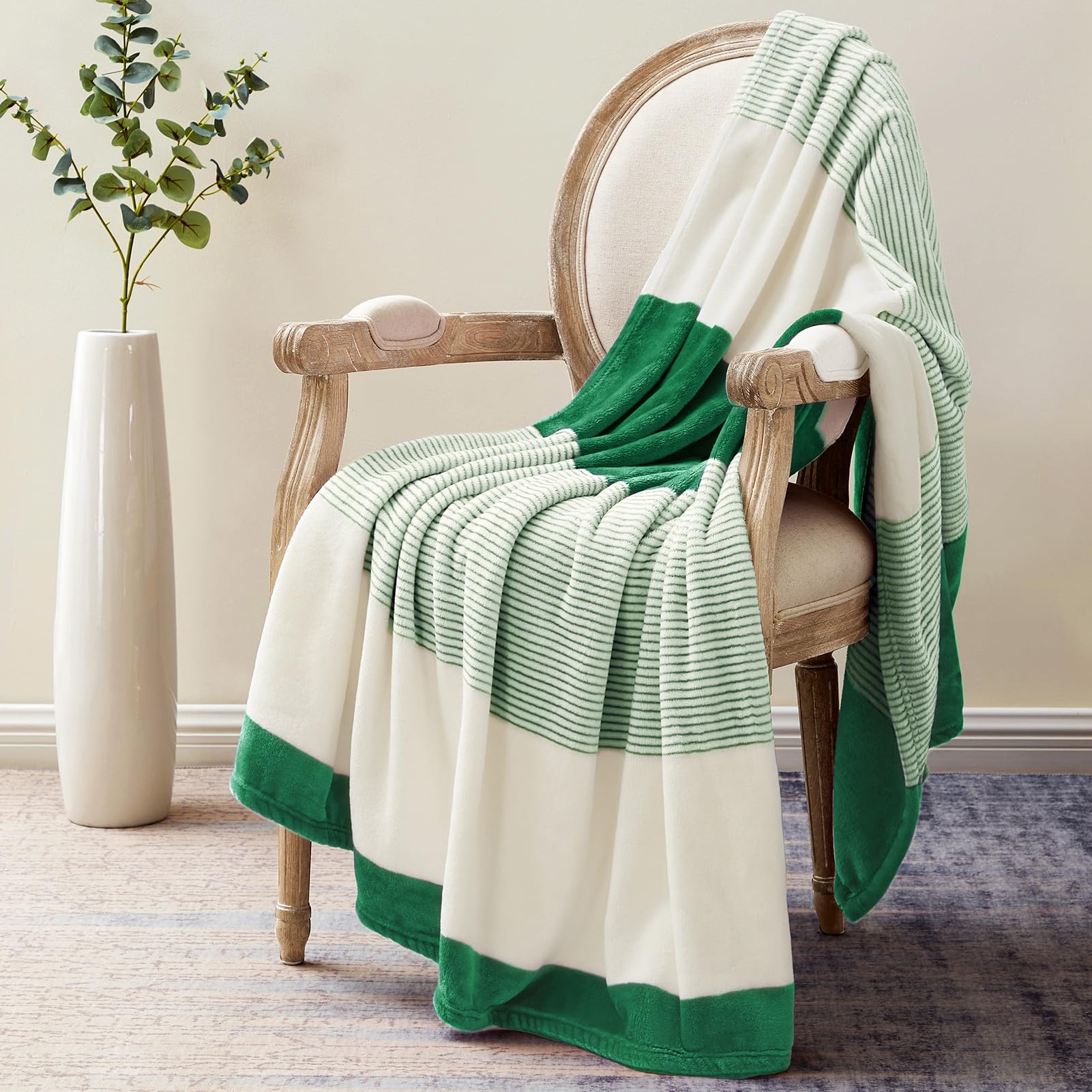 Homelike Moment Fleece Throw Blanket for Couch, Green Soft Fluffy Blankets Throws, Fuzzy Cozy Plush Flannel Blanket for Sofa, Co