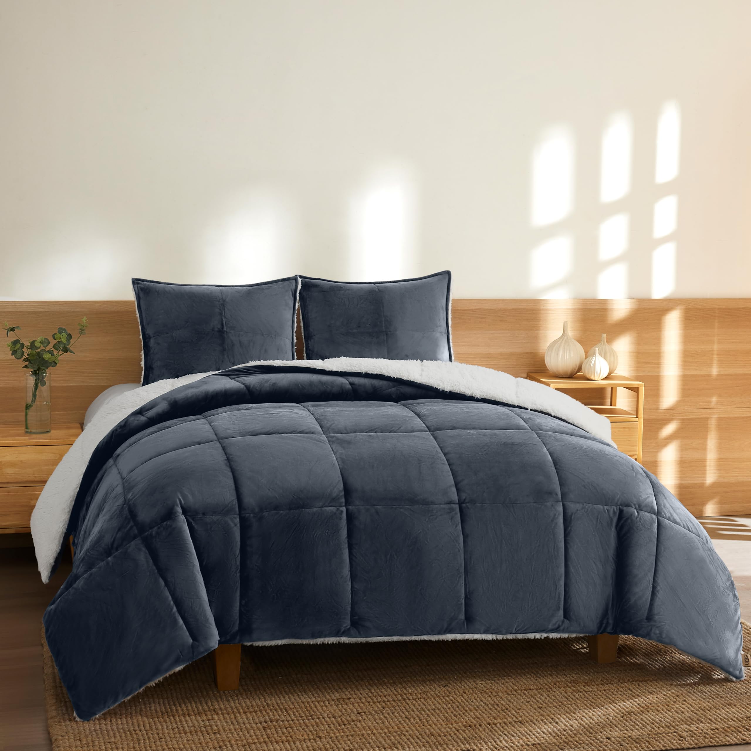 UGG Blissful Comforter Set, King/California King, Blue, Plush Polyester, Hypoallergenic Down Alternative, 2 Pillow Shams, Reversible