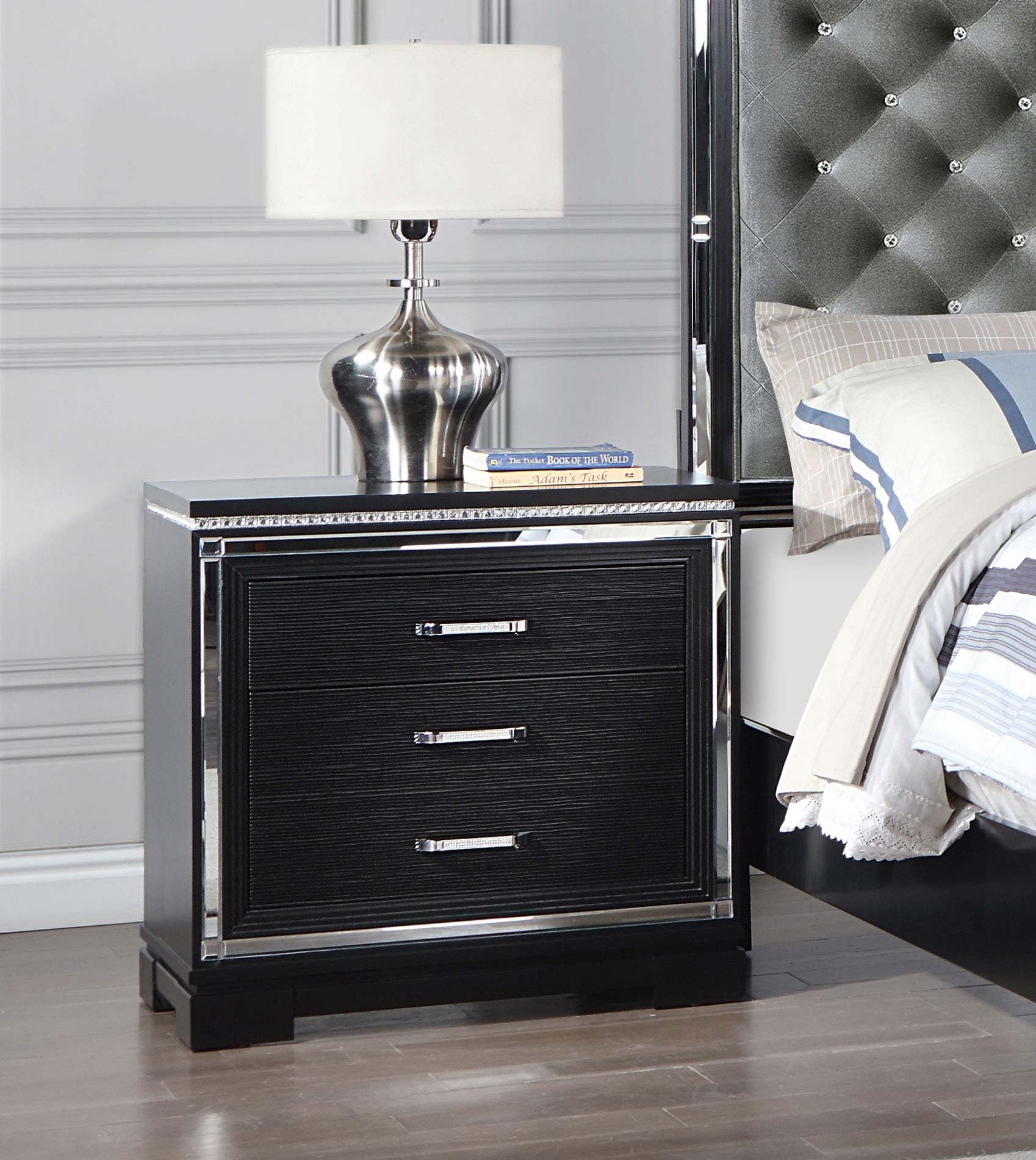 Coaster Home Furnishings Cappola Modern Classic Wood 3-Drawer Bedroom Nightstand Bedside Table Organizer Unit with USB Charging Outlet Black 223362