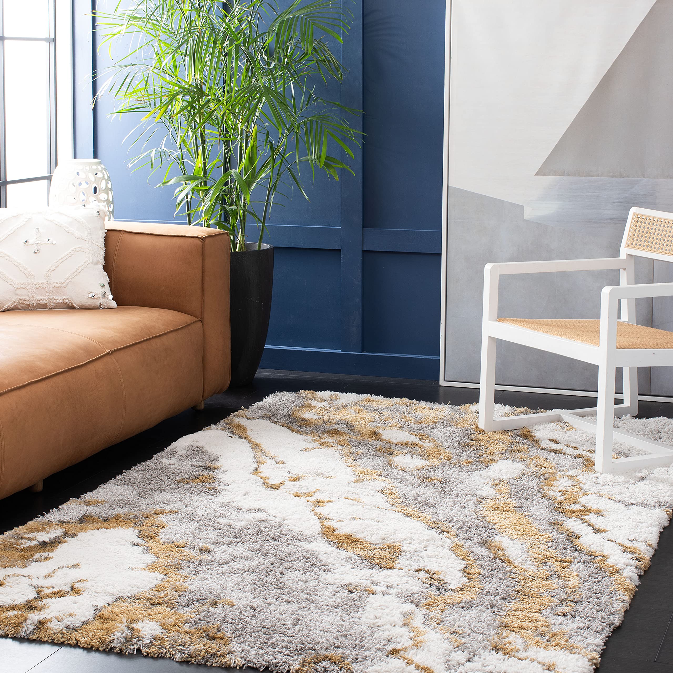 SAFAVIEH Horizon Shag Collection Area Rug - 67 Square, Grey & Gold, Modern Abstract Design, Non-Shedding & Easy Care, 2.6-inch 