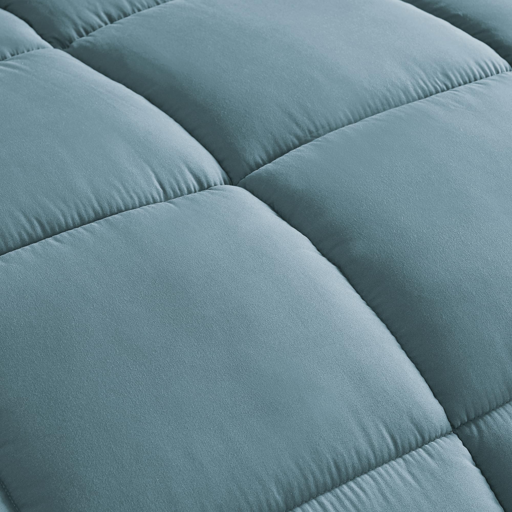 Chezmoi Collection China Blue Down Alternative Comforter Queen - 3-Piece Lightweight Comforter Set - All Seasons Microfiber Comf