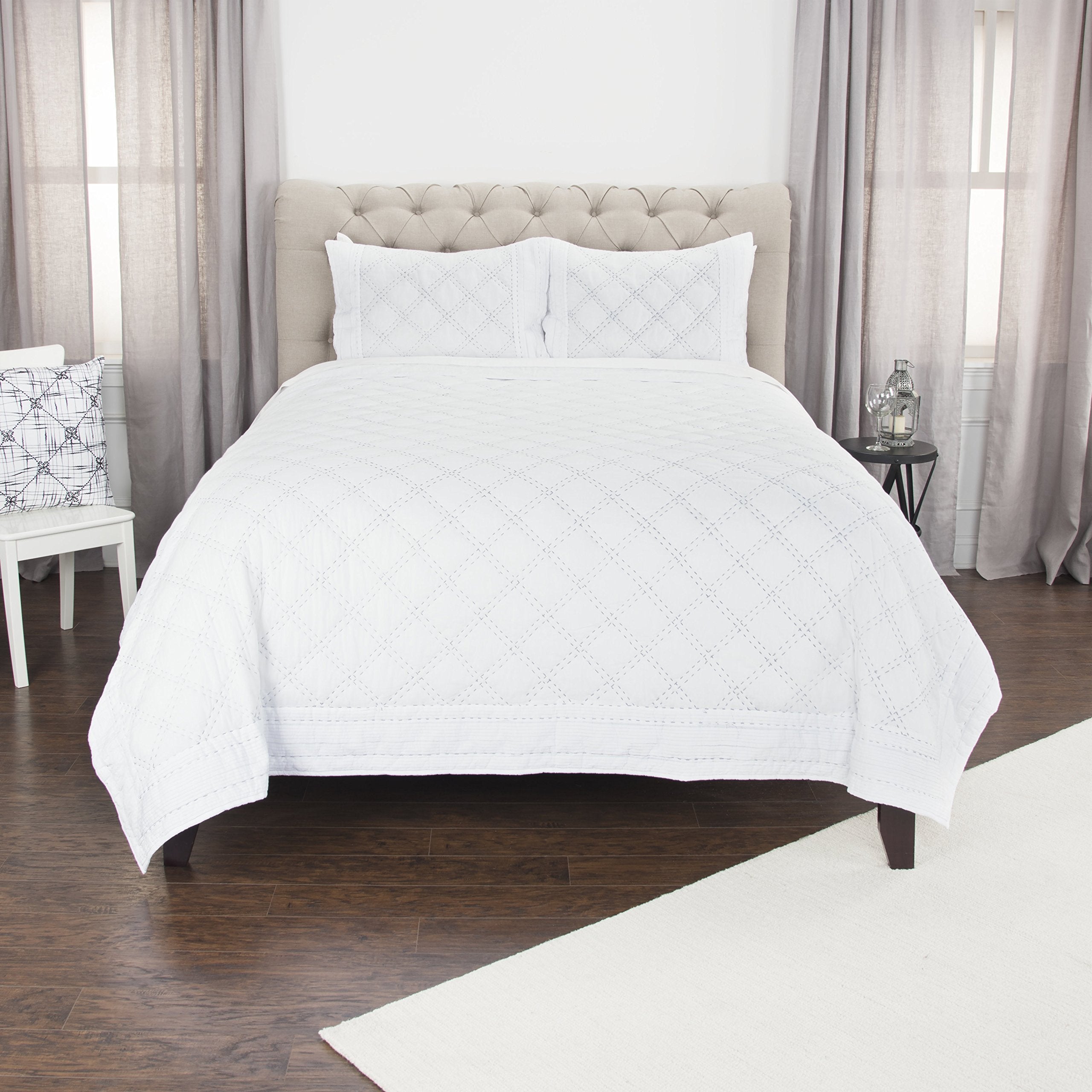Rizzy Home | BQ4542 | Polyester King Sham | 20"x36" White/Gray/Nuetral Geometric