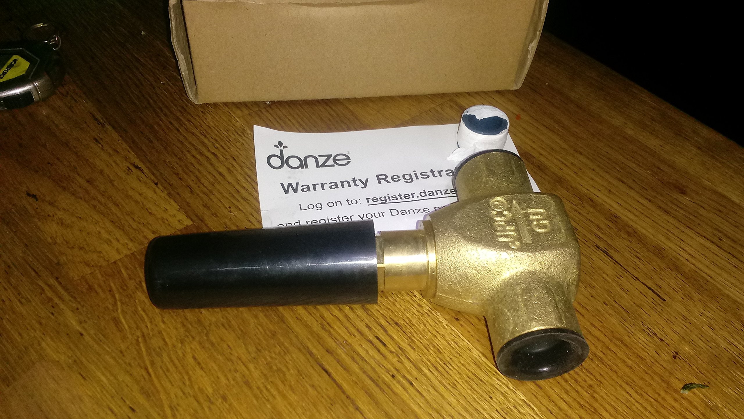 Gerber Plumbing Single Handle 3/4 Inch Volume Control and Shut-Off Valve
