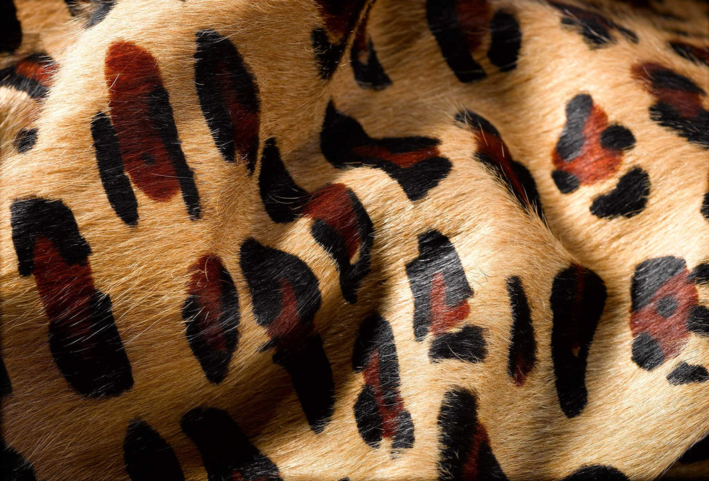 HomeRoots Cowhide, Microsuede 6' X 7' Cowhide Rug - Leopard