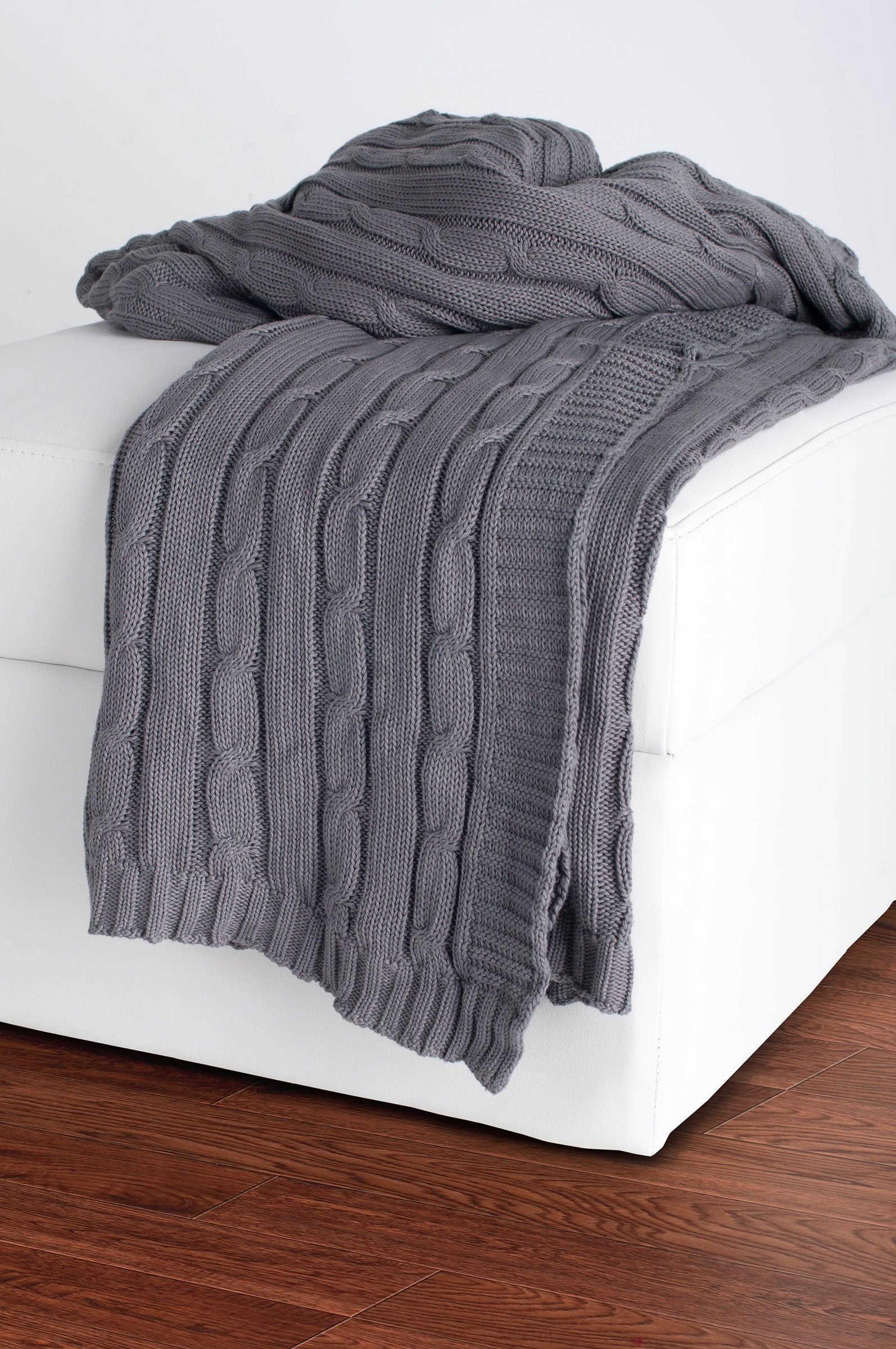 Rizzy Home | TH0157 | 50"x60" Yellow Cable Knit Throws Throw