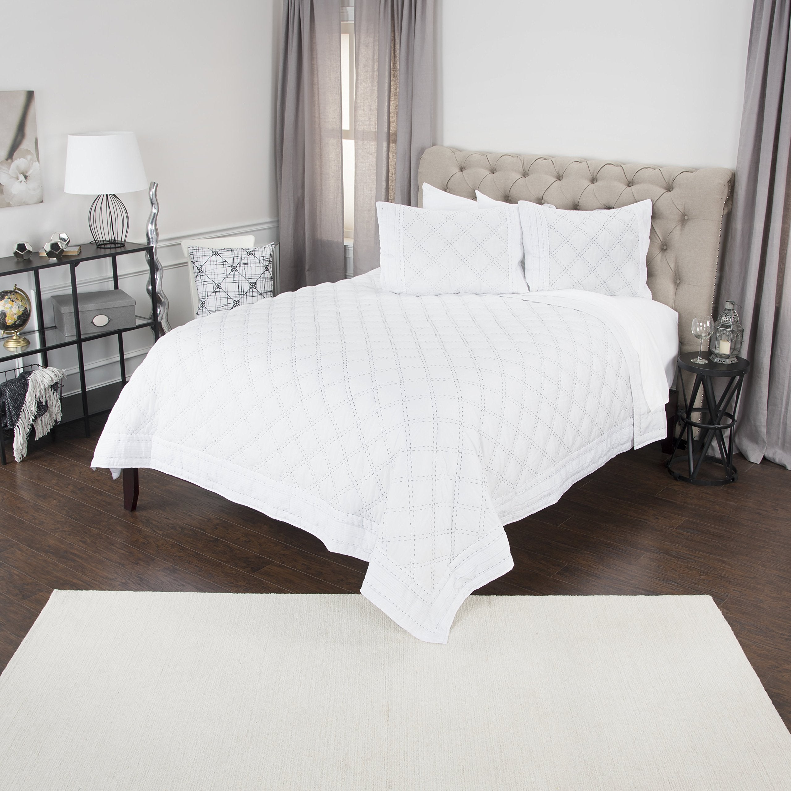 Rizzy Home | BQ4542 | Polyester King Sham | 20"x36" White/Gray/Nuetral Geometric