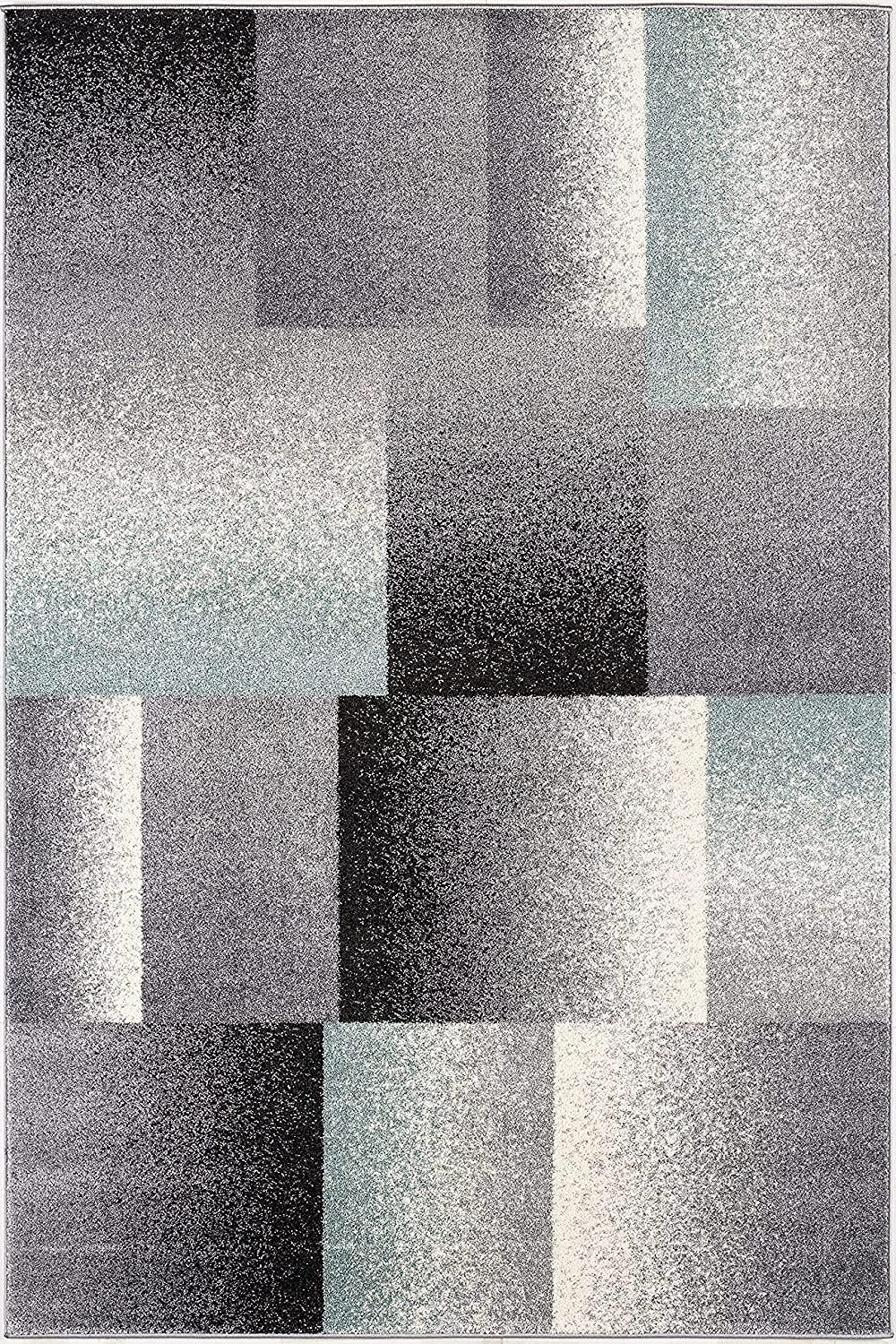 HomeRoots Grey 100% Twisted Polyester 7' x 9â€ Gray Modern Geometric Area Rug