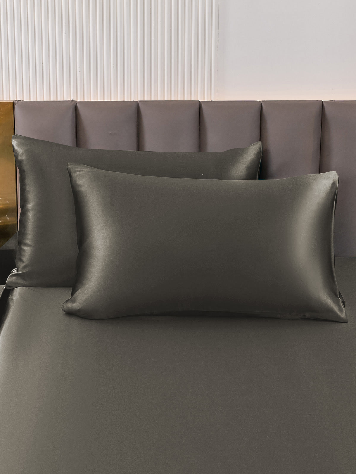 [Dark Gray] SilkSilky  22Momme Pure Silk Pillowcase 001