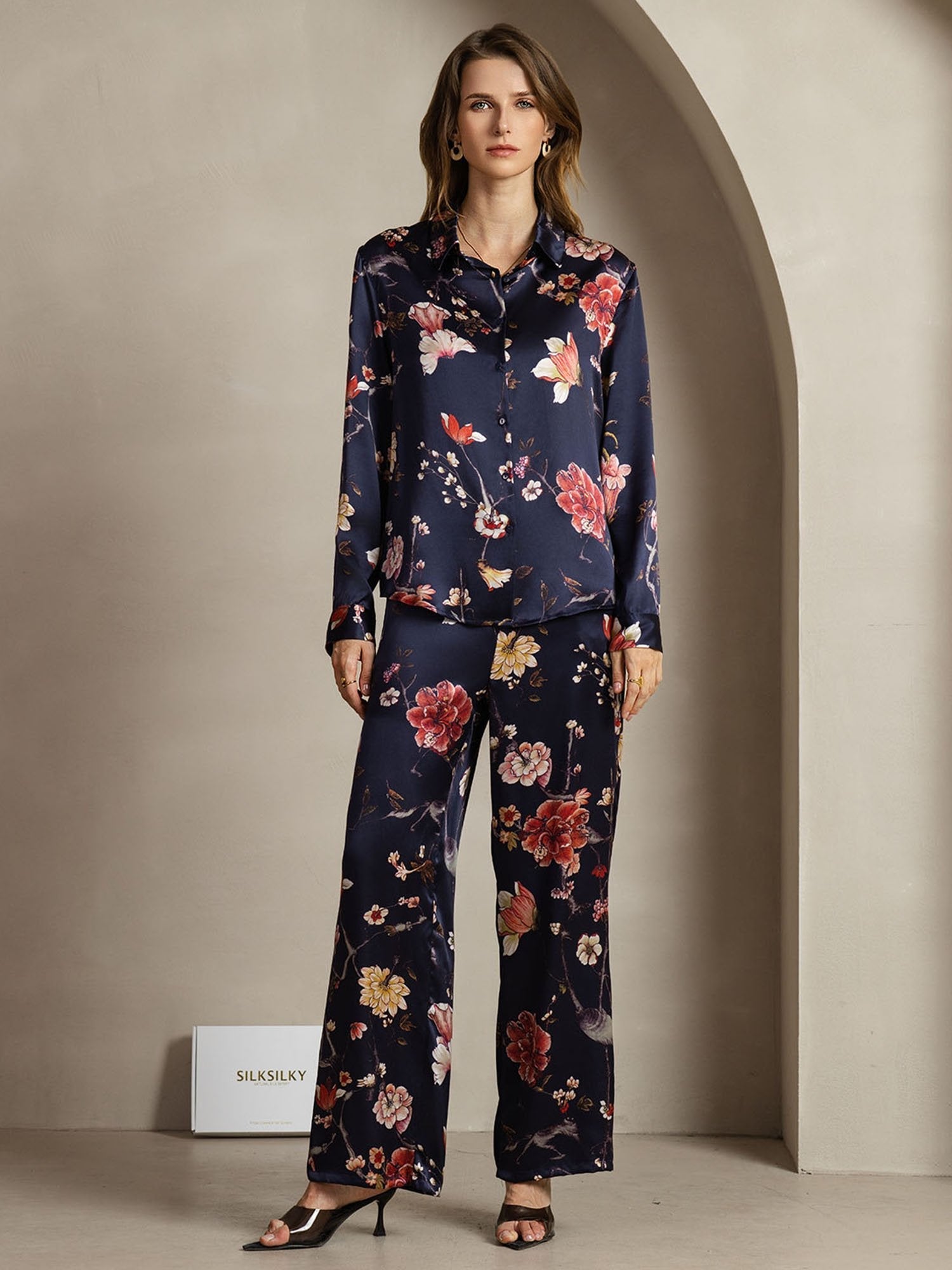 [Navy Floral] SilkSilky  19Momme Silk Lapel Collar Women''s Outfit Sets 001