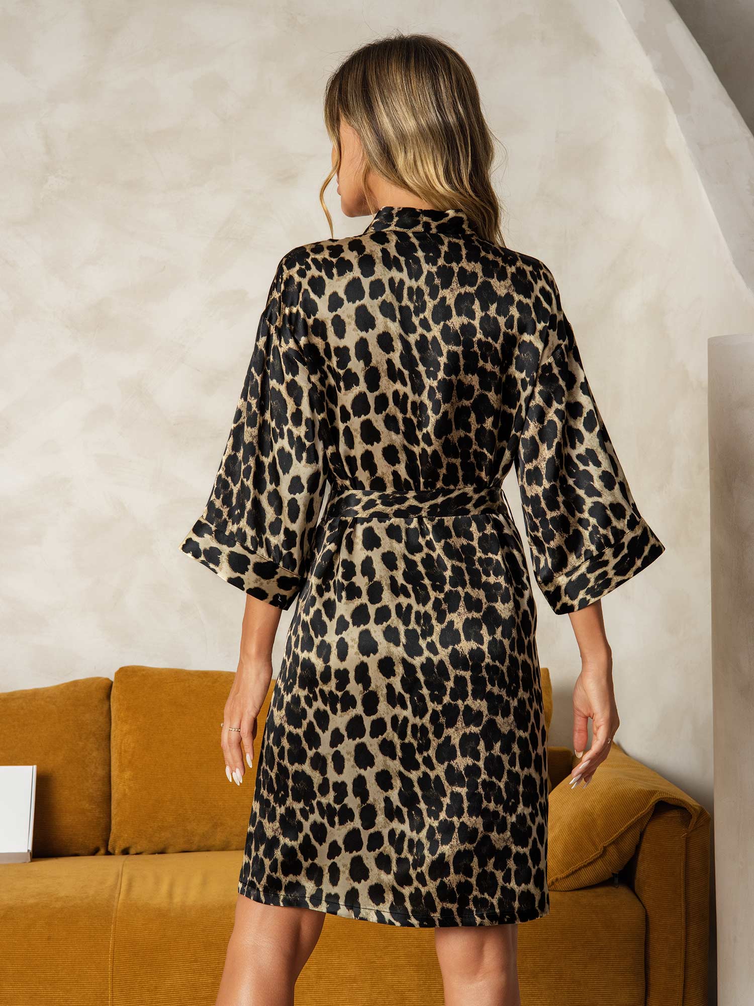 [Leopard] SilkSilky  3/4 Sleeve Women's Robe 002