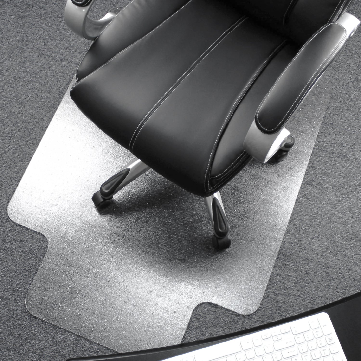 Ultimat Polycarbonate Lipped Chair Mat For Carpets Over 1/2' - 35 X 47'